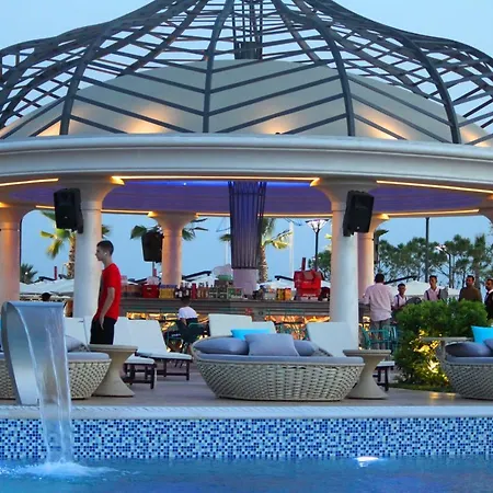 Porta Kavalja Hotel Golem (Tirana)