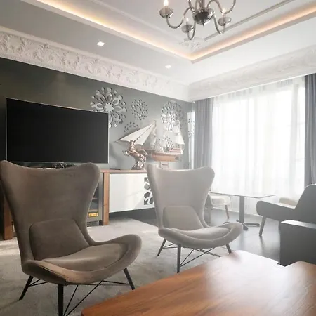 Hotel Porta Kavalja Golem (Tirana)