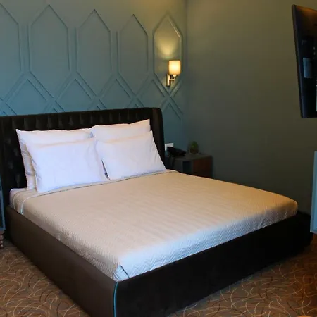 Hotel Porta Kavalja Golem (Tirana)