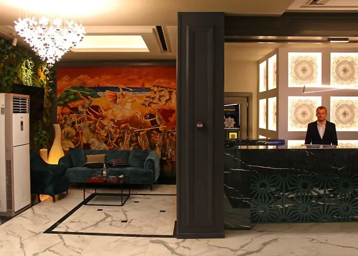 Porta Kavalja Hotel Golem (Tirana)