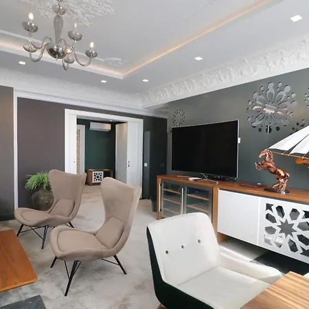 Porta Kavalja فندق