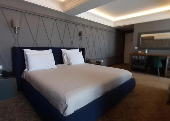 Hotell Porta Kavalja *