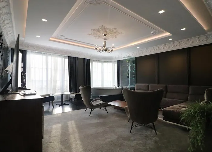 Hotell Porta Kavalja *